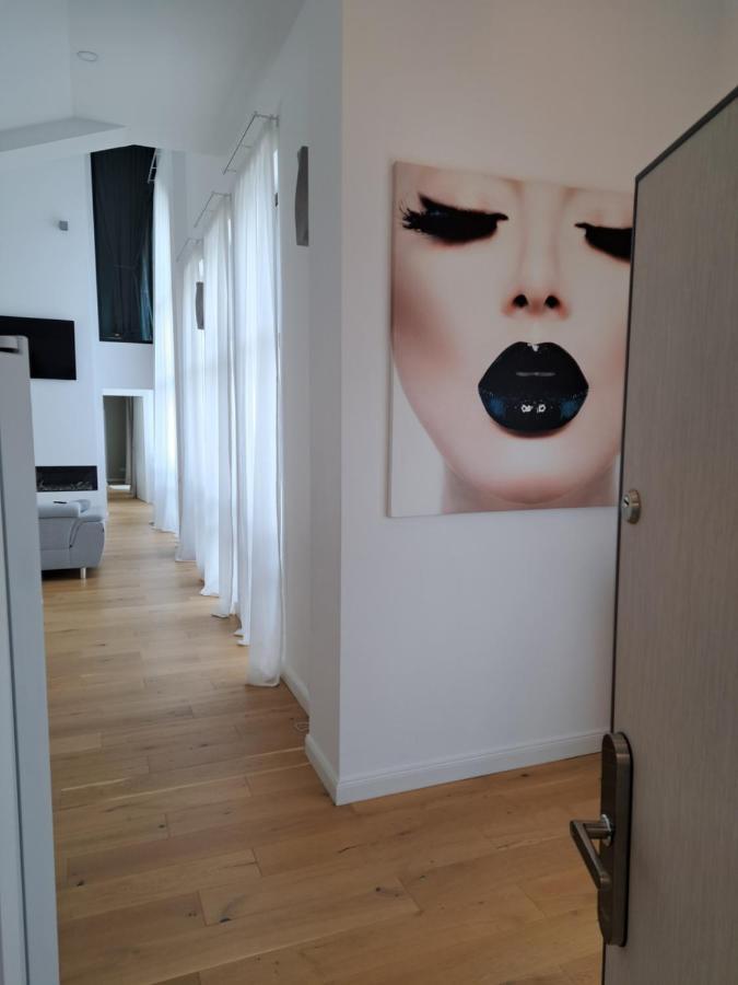 The Rock Apartment Sinaia Exterior foto