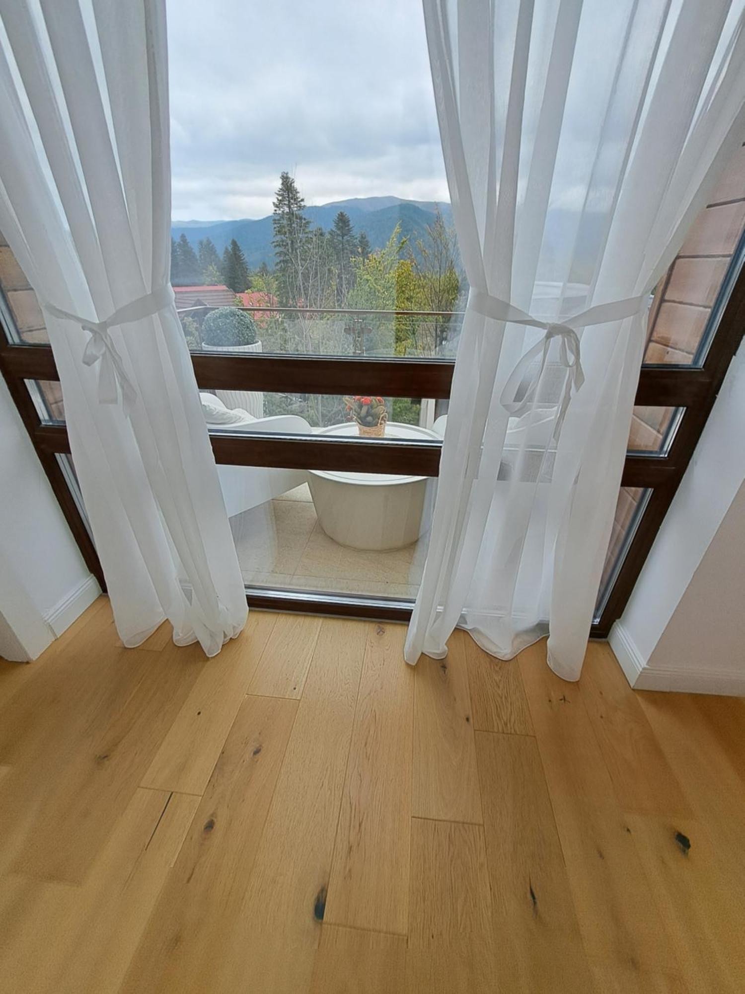 The Rock Apartment Sinaia Exterior foto